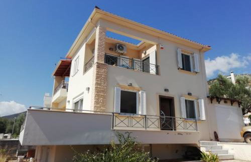 Rural 3-bedroom house Kalamata - Foto 1