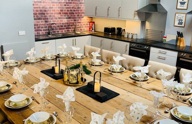 The North Wales Gathering - 9 Bedroom - EV Charging - Foto 1