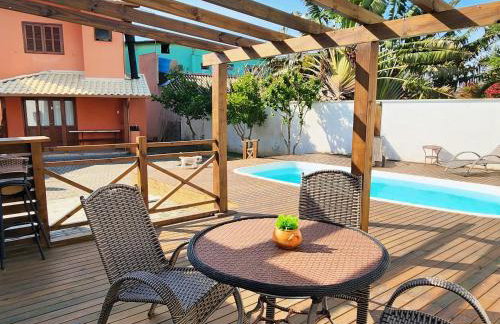 Partiu Praia SC- Piscina, Ar condicionado, wi-fi, duas quadras da praia e centrinho - Foto 1