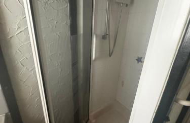 Ground Floor Cute & Cozy - 1 Person Studio - South Pier - Foto 5