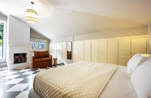 A Majestic Oasis in Keramikos, the Heart of Athens - Foto 48