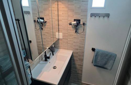 Grey House with heated pool Kričke Drniš - Foto 22