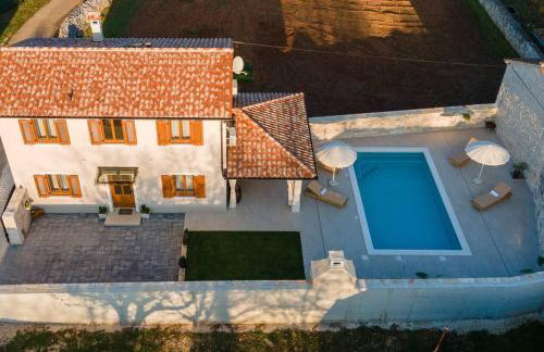 Villa NIMA - Holiday house with private pool - Foto 25