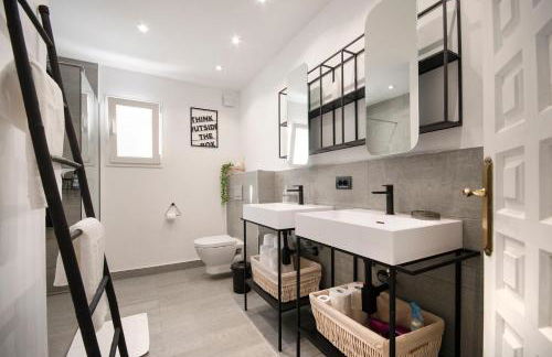 Sara 4 personas, free WIFI, chill-out, private pool, private tennis court - by Holiday Rentals Villamar - Foto 26