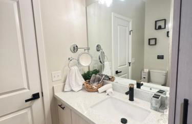 Luxe of Haven - 2bed with office and free parking - Photo 26