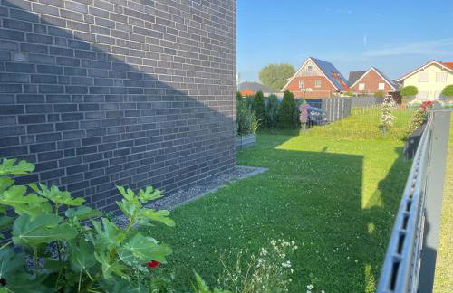 Ruhig gelegene EG-Neubauwohnung & Garten, überdachte Terrasse, Insektenschutz, Fußbodenheizung, EBK für max 7 Personen - Foto 7