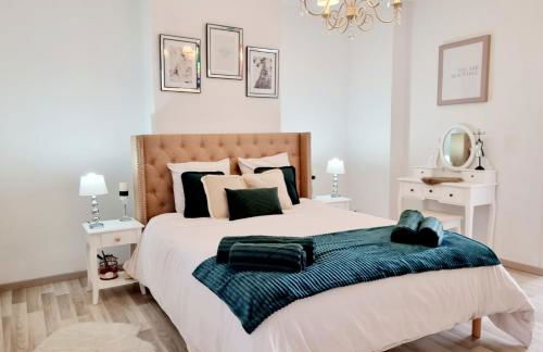 Oasis Citadine Terrasse intime jardin privatif en plein centre ville 70m2 - Foto 2