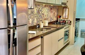 Lindo e aconchegante com lareira cond c/ piscina - Foto 25