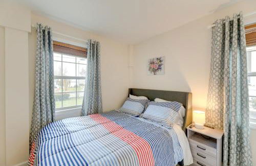 Beach, Pier Access! Pet-Friendly Crystal Coast Gem - Foto 16