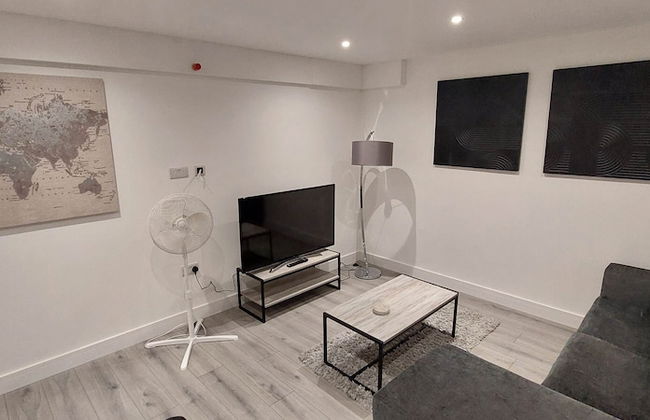 Modern 3 Bedrooms Apt. 01 - Camberley - Foto 17