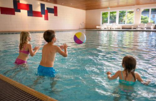 Familienauszeit Indoorpool Sauna Skilift Netflix Disney 100 MBit inklusive Bettwäsche Handtücher Reinigung - Foto 16