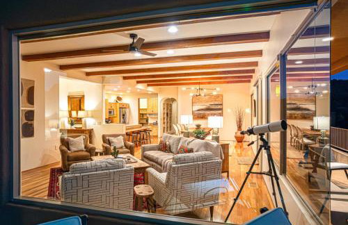 8-Bedrooms with Stunning Views & 75' Lap Pool - Foto 16