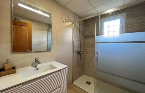 Casa Di Cotro bajo con gran jardín - Foto 13