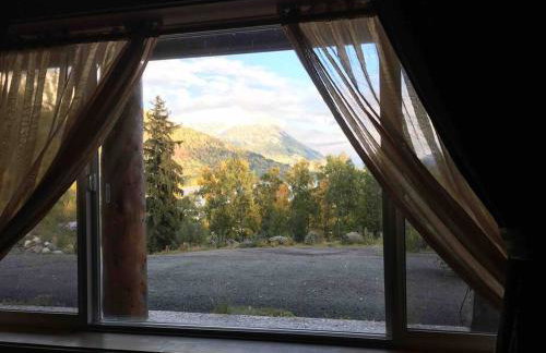 Turnagain View Lodge and Wedding Venue - Photo 23