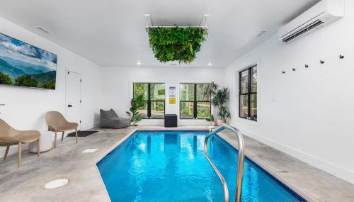 Splashin At Raven's Ridge 3 Bedroom Cabin by RedAwning - Foto 2