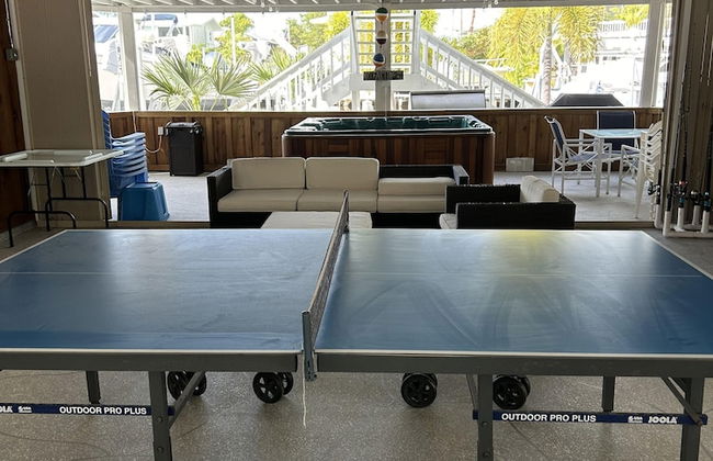 Beautiful Updated Stilted Home Makes For A Super Getaway. 3 Bedroom Home by RedAwning - Foto 31