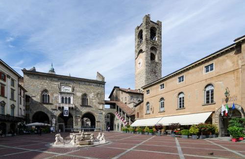 Central Luxury Apt w Garage Happy Home Bergamo 1 - Foto 45