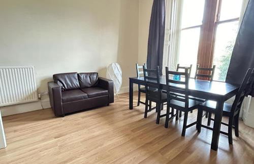 VS-Entire Flat-Central Scotland-Falkirk, Self-Check-in , Pet-friendly with Parking - Foto 12