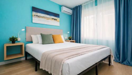 Beachfront Tiffany Design Apartment - Photo 2