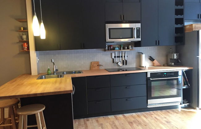 The Authentic and Charming Montrealer - Foto 33