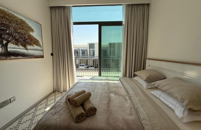 Elegant Stay in Ranches Villa - Photo 10