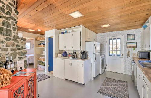 Waterfront Ferndale Home Deck and Beach Access - Foto 12