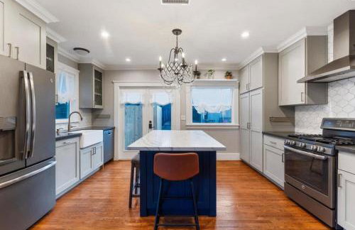 Stylish 2BR Home and Studio Great Central Location - Foto 9