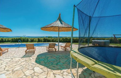 Cozy Home In Pakostane - Foto 13