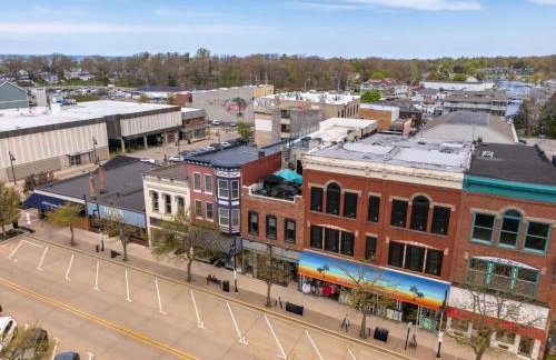 Luxury Downtown South Haven Condo With Rooftop Deck - Photo 45