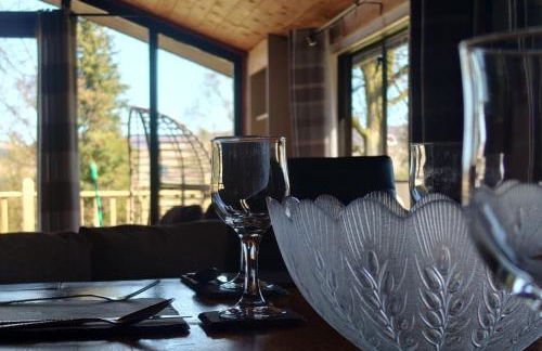 Wildwood Cabin - Sleeps 6 Hot Tub & Parking - Foto 7