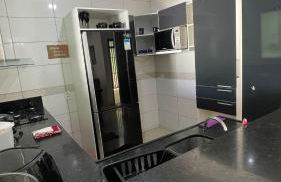 Casa Grande com 2 quartos e 3 camas com AR CONDICIONADO nos dois quartos - Foto 7