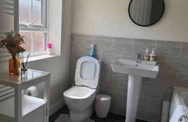 Comfortable 5 - Guest Abode - In Quiet Village - Foto 19