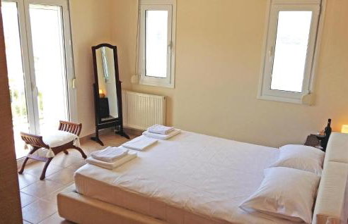 Lovely Home In Theologos - Foto 40