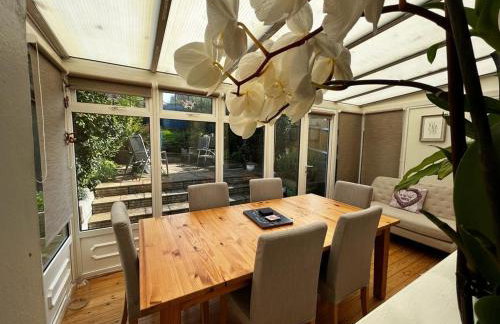 House - 3 bed 2 bath, self check in, amazing views! - Photo 6