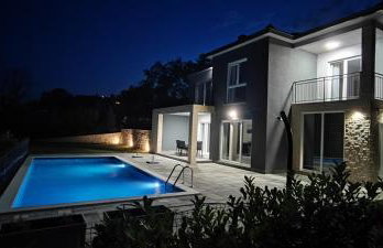 Villa Megi quiet village near Labin - Foto 2