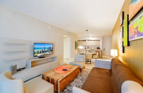 Ocean & City Views l Luxury Beachfront Condo - Photo 18