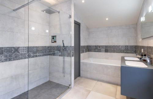 Les Voutes - Beautiful property with swimming pool - Photo 15