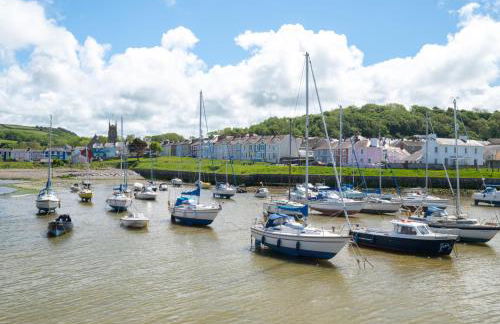 Angorfa Aberaeron Apartment - Photo 14