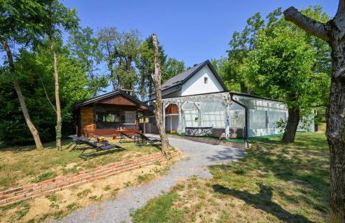 Cozy Home In Curlovac - Foto 2