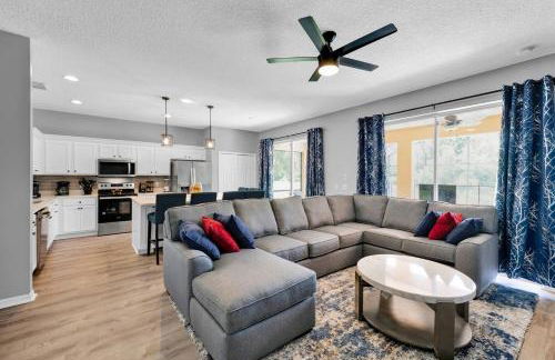 Feel the magic in this huge 7BR Disney Villa! w Theater Arcade Pool Spa - Foto 20