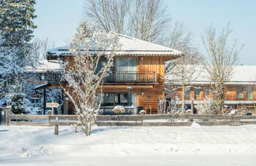 Wellness Chalet mit Whirlpool und Sauna bei Salzburg und Berchtesgaden - Foto 1