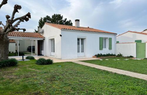 Havre de paix proche mer et village- Jardin et parking - Foto 2