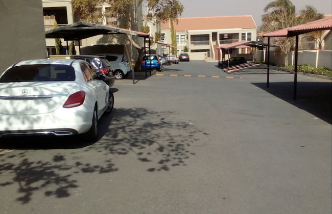 The Royal Princess Garden in Fourways - Foto 41