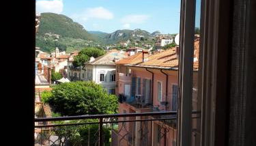 VRENI LODGE - Photo 1