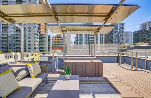 Rooftop with Views Modern Little Italy Townhome - Foto 26