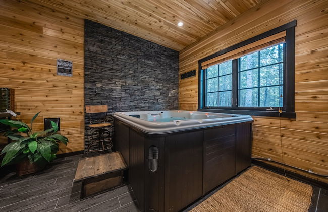 Chateau Fortine Retreat for 6! - Photo 34