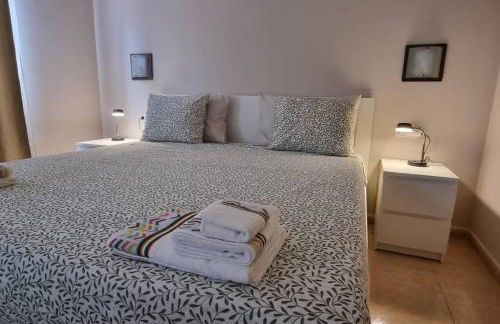 Bouganville - Apartment with Terrace & Shared Pool - Photo 16