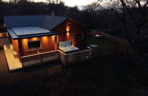 Hot tub lodge with stunning view - Foto 23