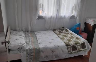 HOUSE IN LAVARA - Photo 3