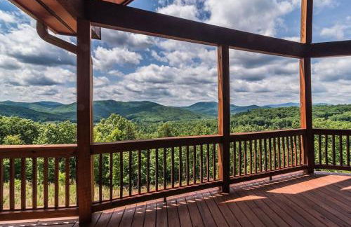 Majestic mountaintop cabin, hot tub, fireplaces - Foto 8